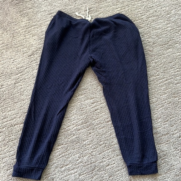 Old Navy Size XS Maternity Thermal Tie Waist Navy Pants - Picture 2 of 5